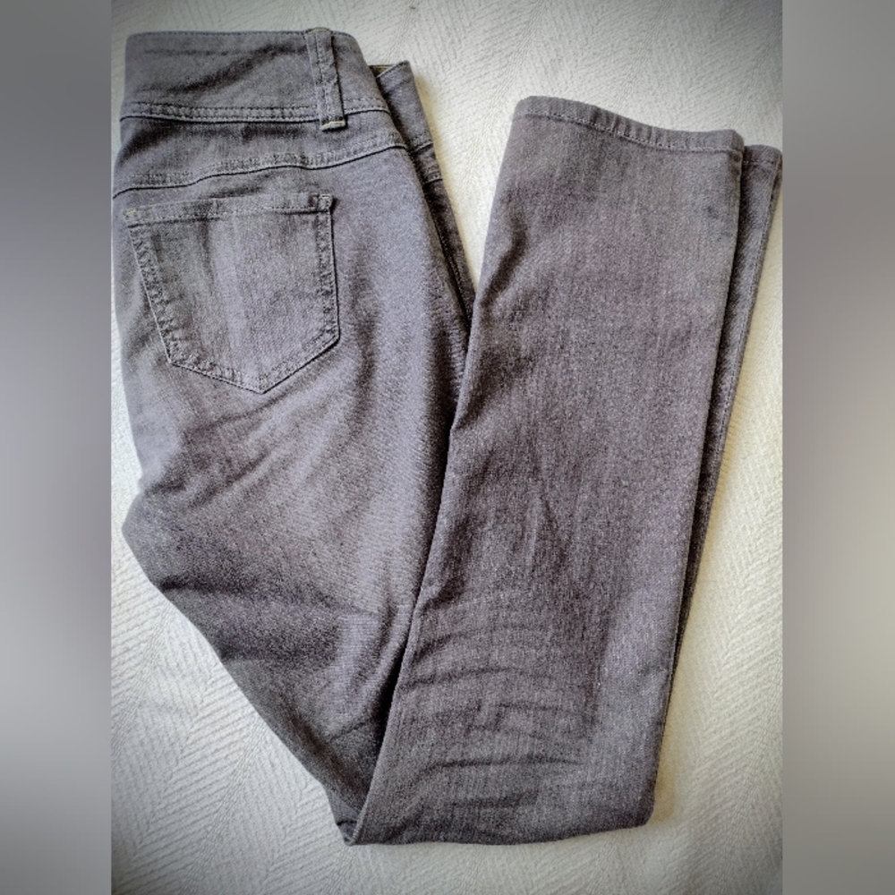 Brand New CAbi Size 4 Lou Lou Straight Leg Jeans Style #332 Grey w/ Stretch! - Picture 2 of 11